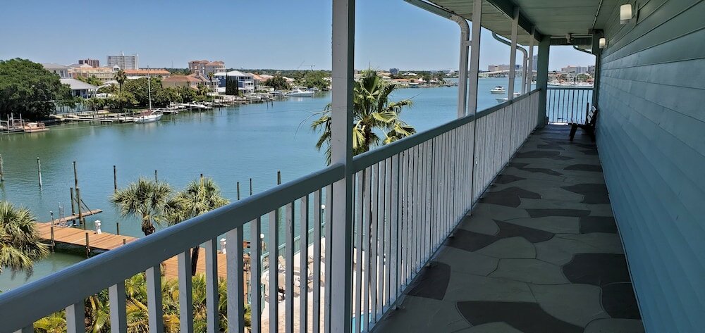Фото Courtyard Clearwater Beach Marina