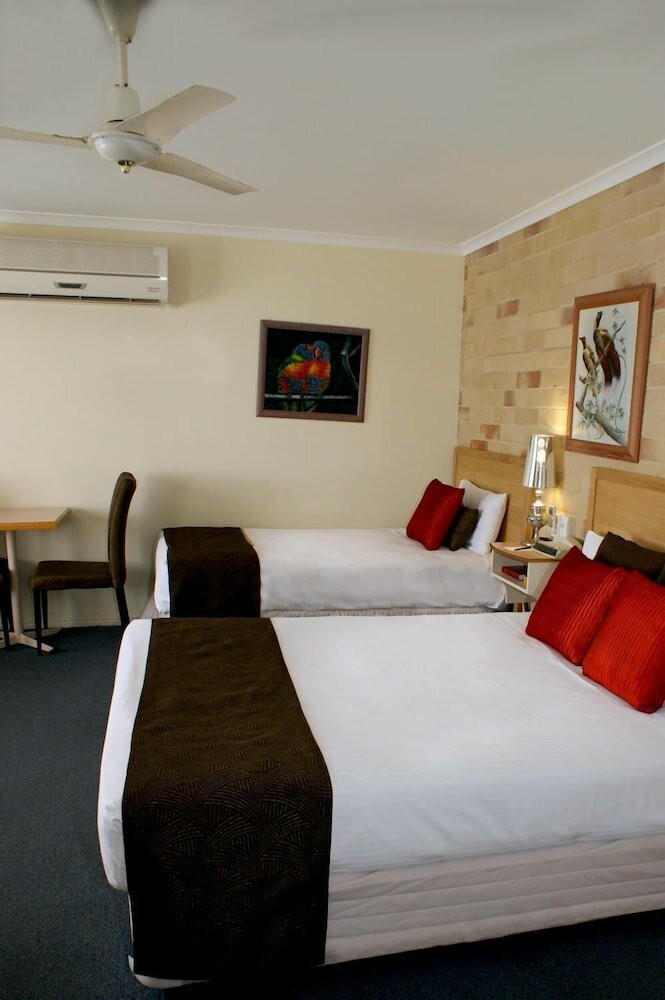 Фото Best Western Ambassador Motor Lodge