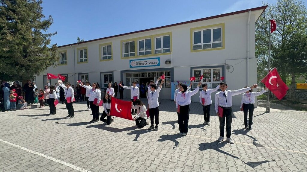 Primary school 19 Mayis Primary School, Kavak, photo
