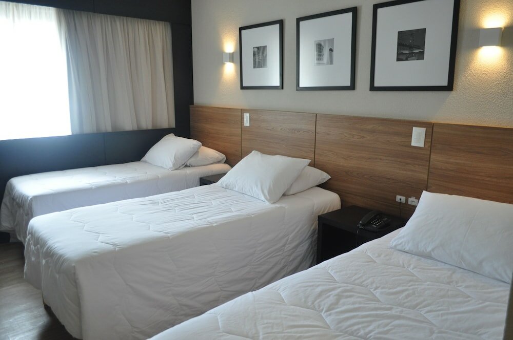 Фото Cambirela Hotel