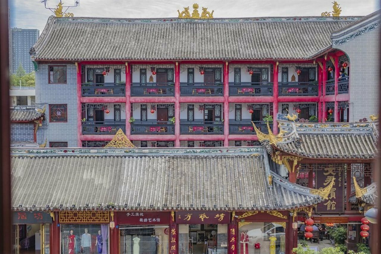 Фото Chengdu Wenjun courtyard Hotel