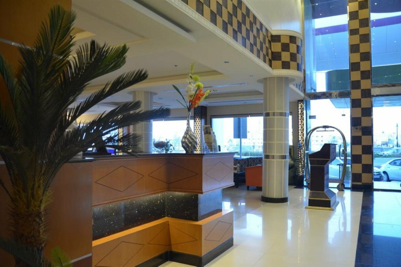 Фото Meral Crown Hotel