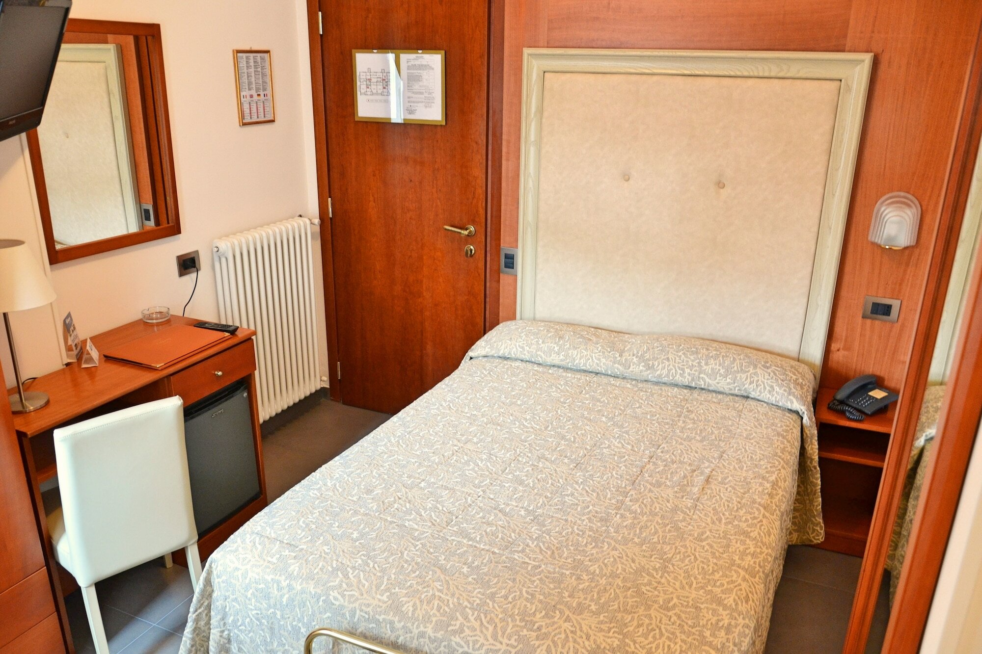 Фото Hotel Tiffany