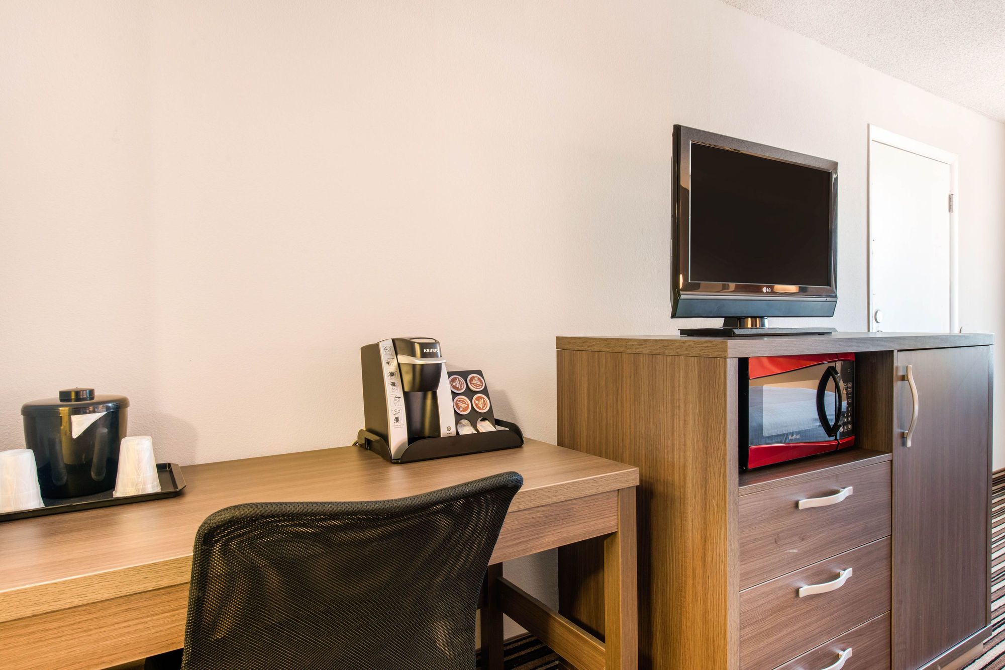 Фото Econo Lodge Orlando Airport