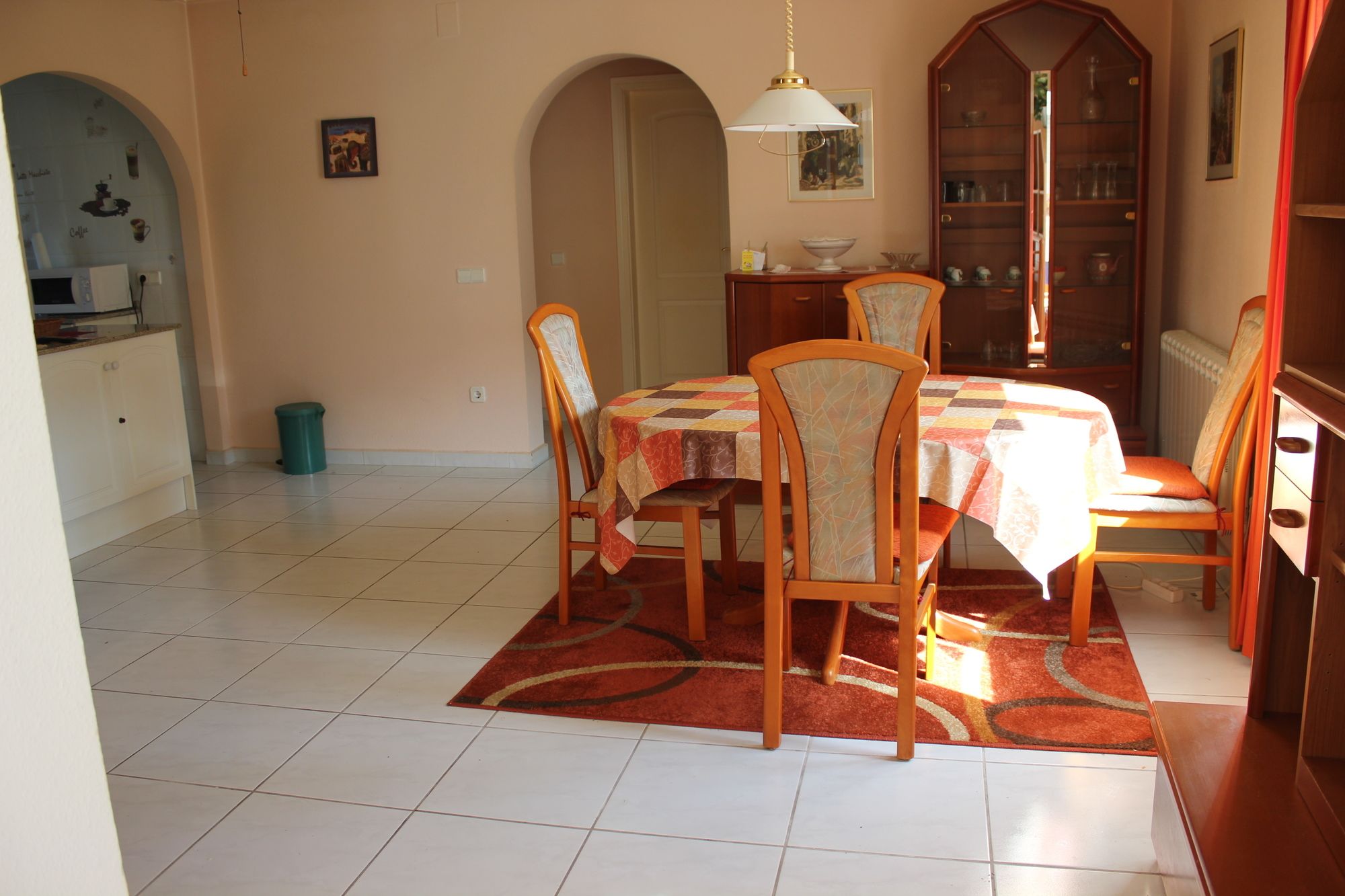 Фото 191948196059