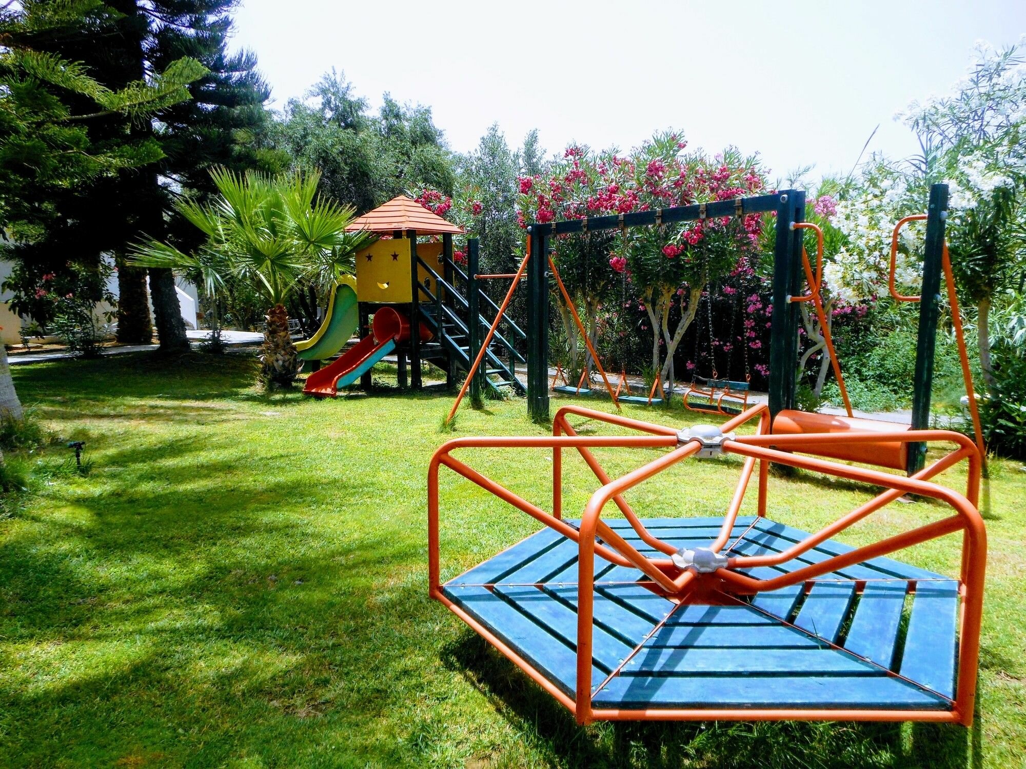 Фото Aspro Hotel