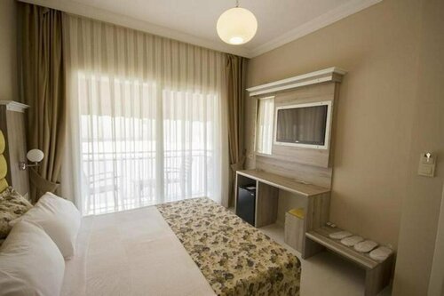 Гостиница Akkan Beach Hotel в Бодруме