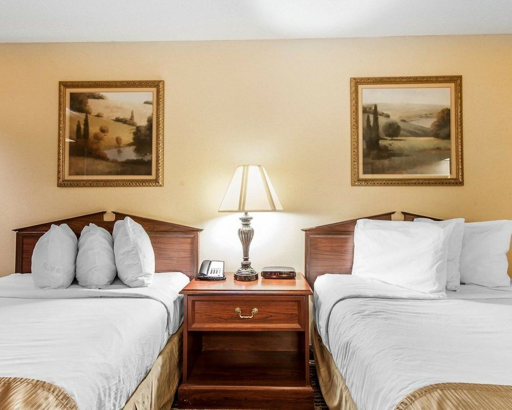 Фото Quality Inn Decherd Winchester