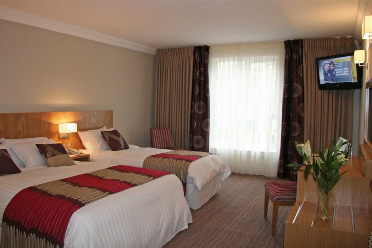 Фото Wellington Park Hotel