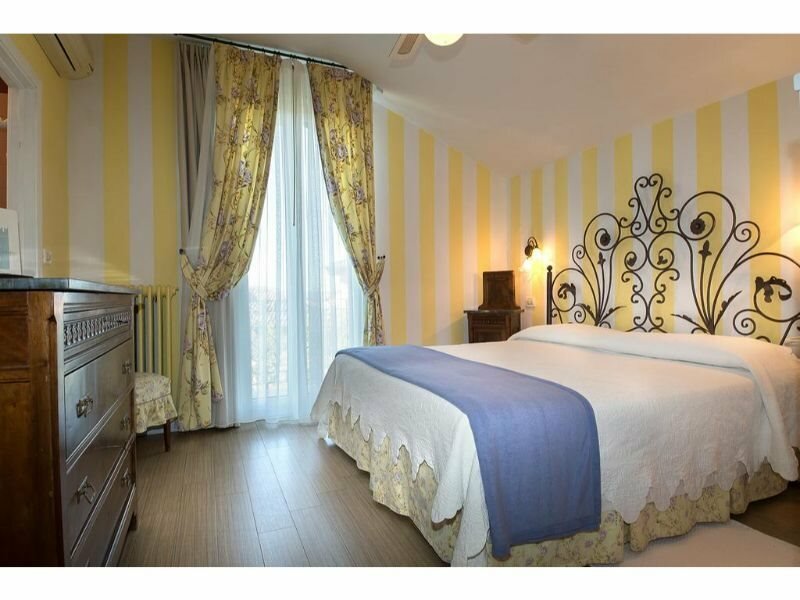 Фото Hotel Serenella