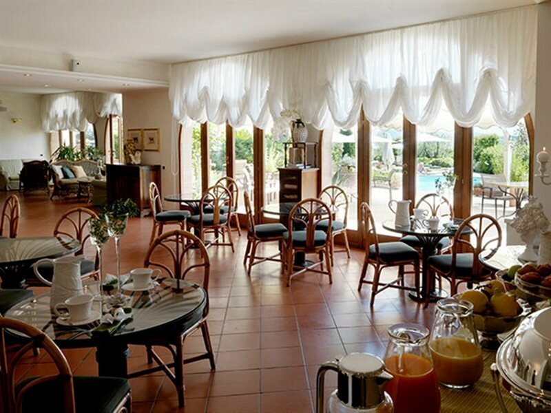 Фото Relais Santa Chiara Hotel - Tuscany Charme