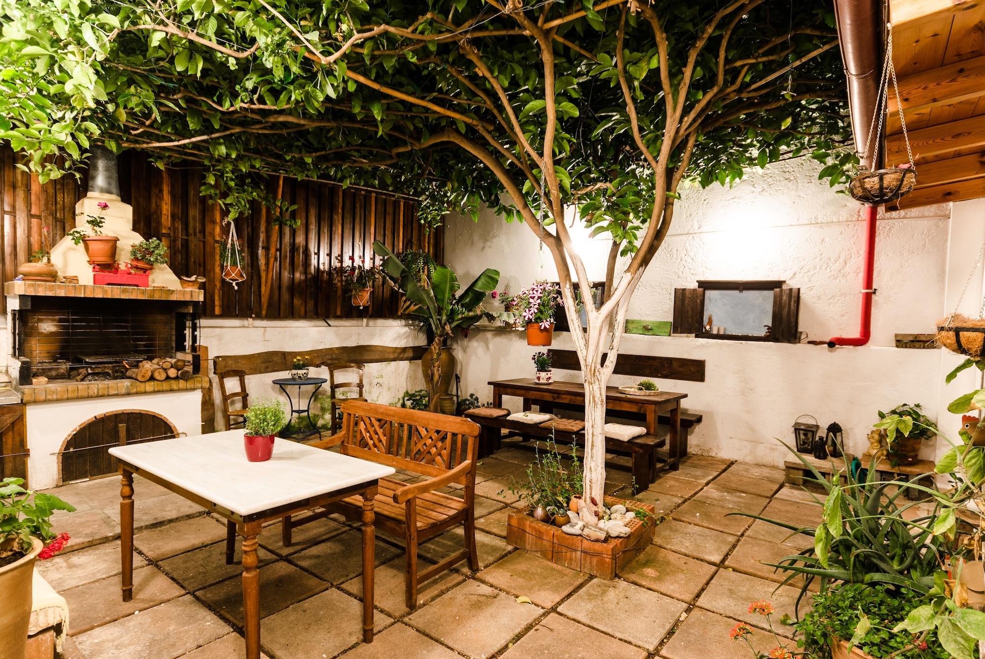 Фото Happiness Apartments