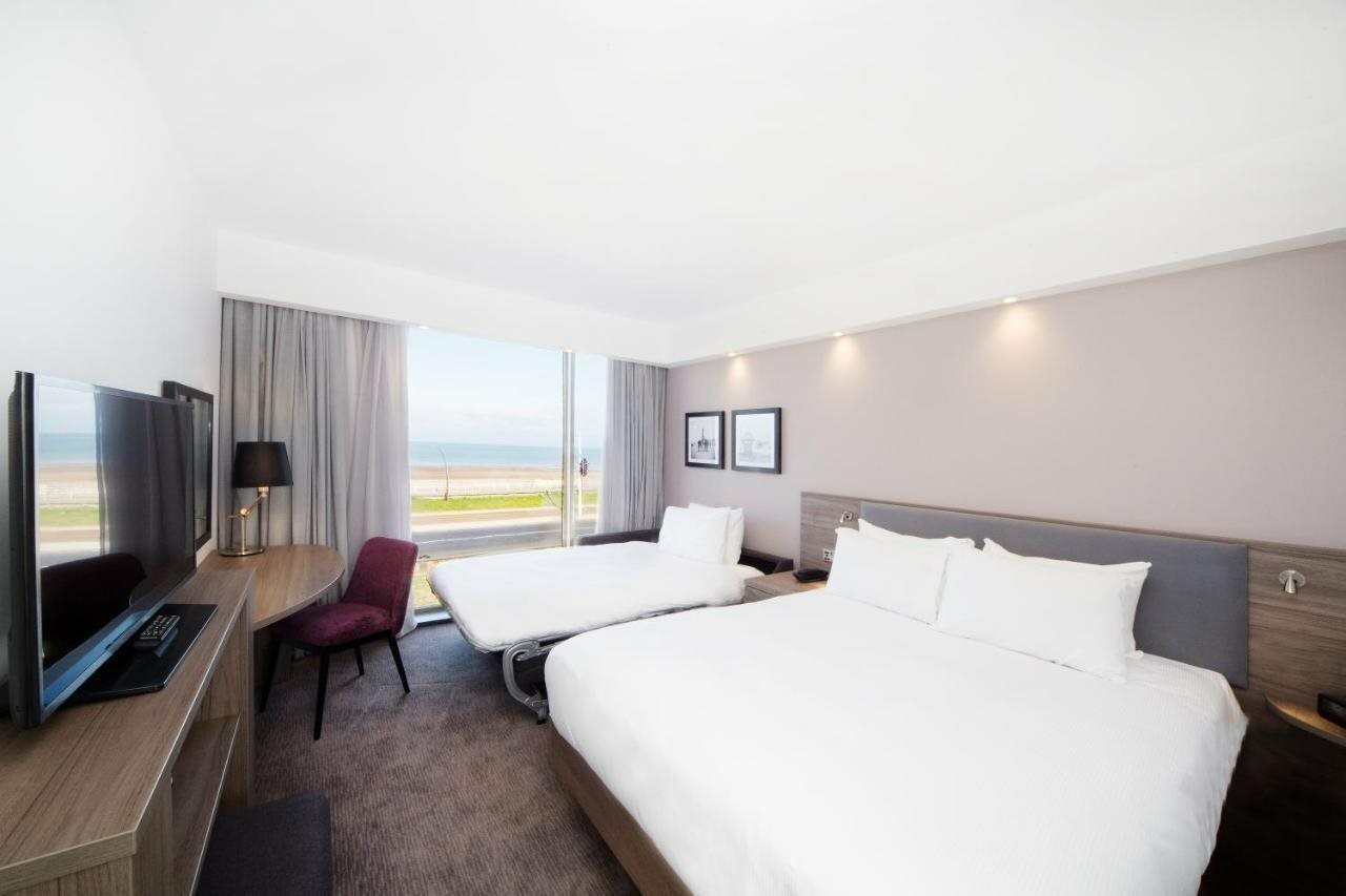 Фото Hampton by Hilton Blackpool