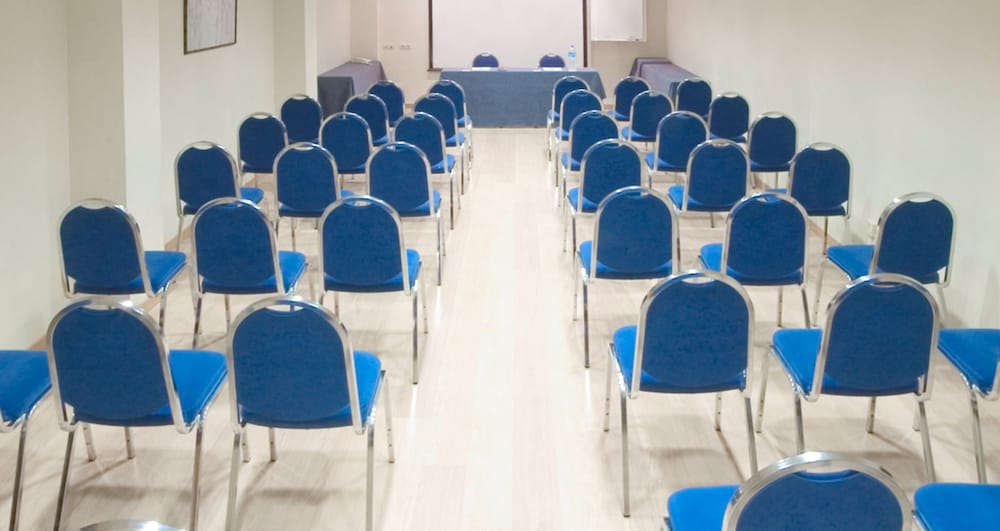 Фото Hotel Infanta Mercedes