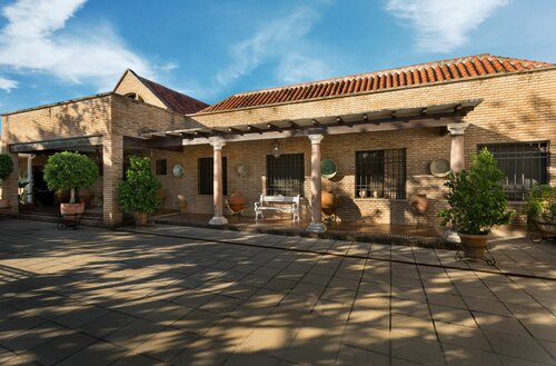 Внешний вид отеля Hotel Riad Arruzafa в Кордове, фото 1