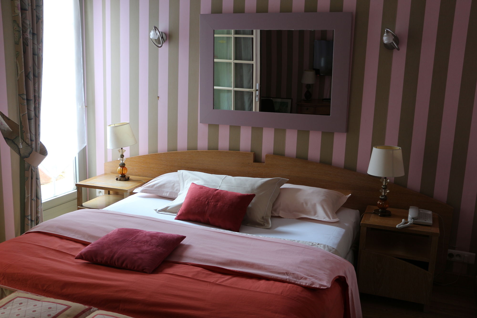 Фото Hotel Le Vert Galant