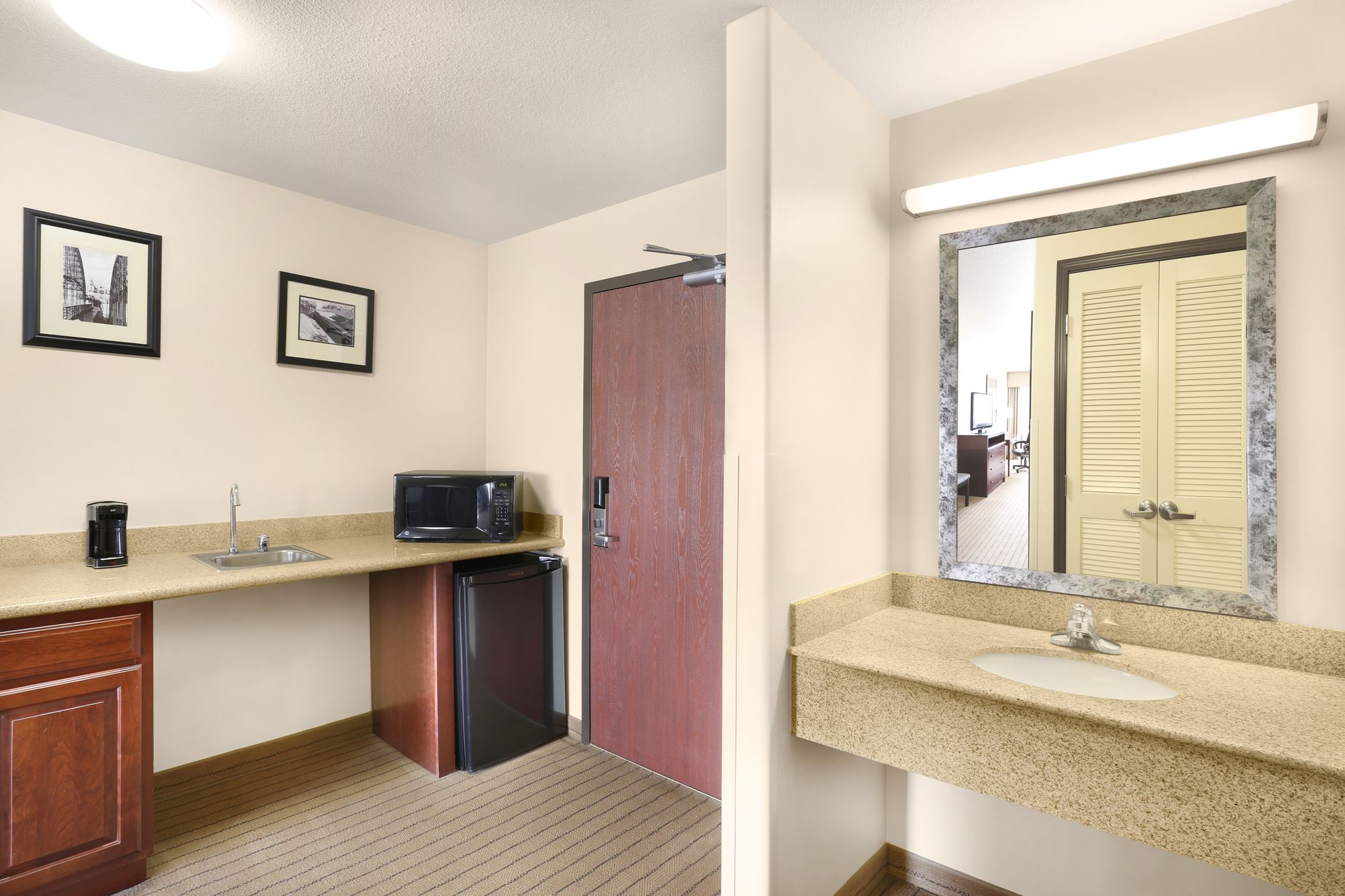 Фото Holiday Inn Yuma, an Ihg Hotel