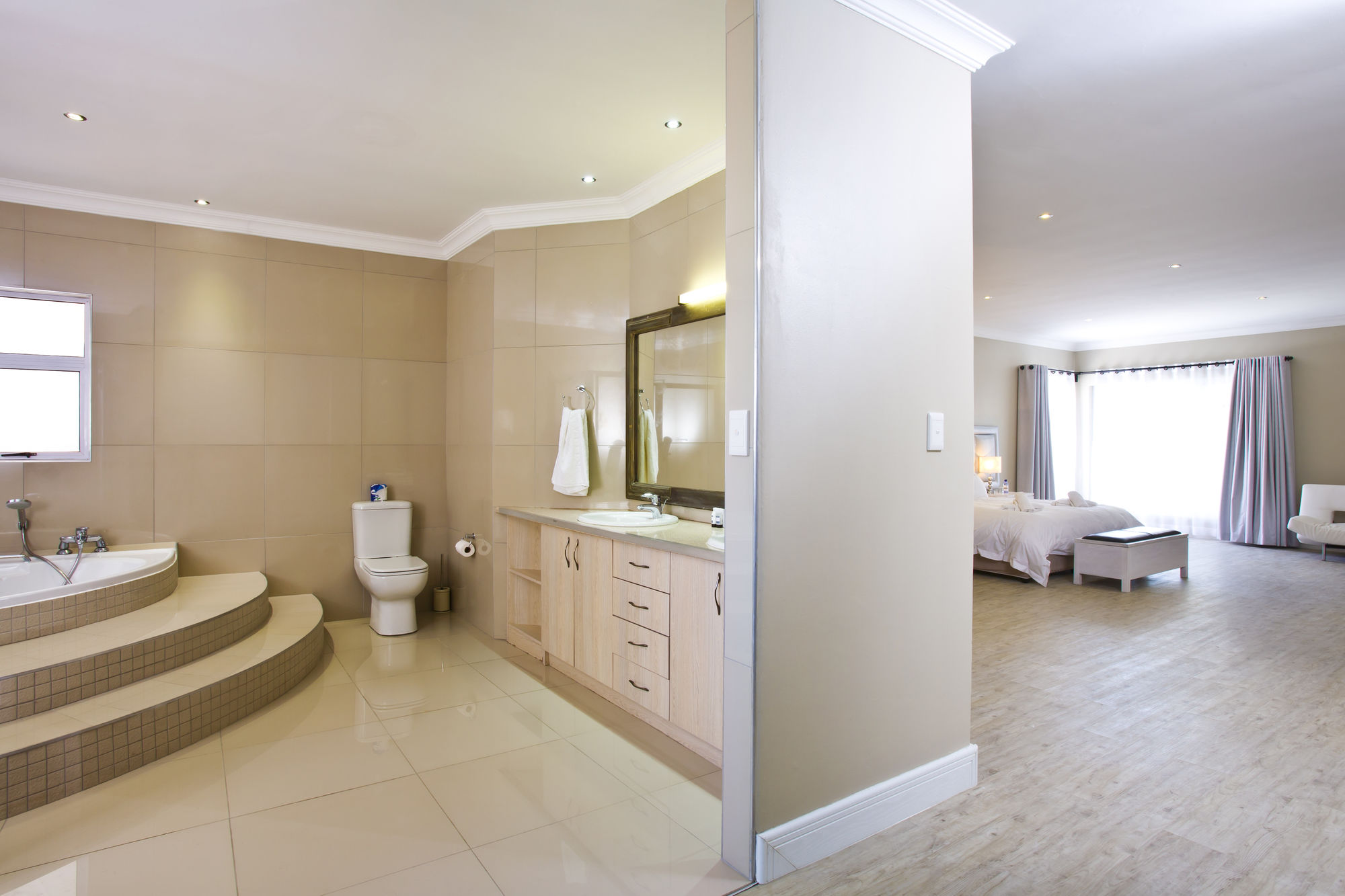 Фото Atlantic Villa Boutique Guesthouse