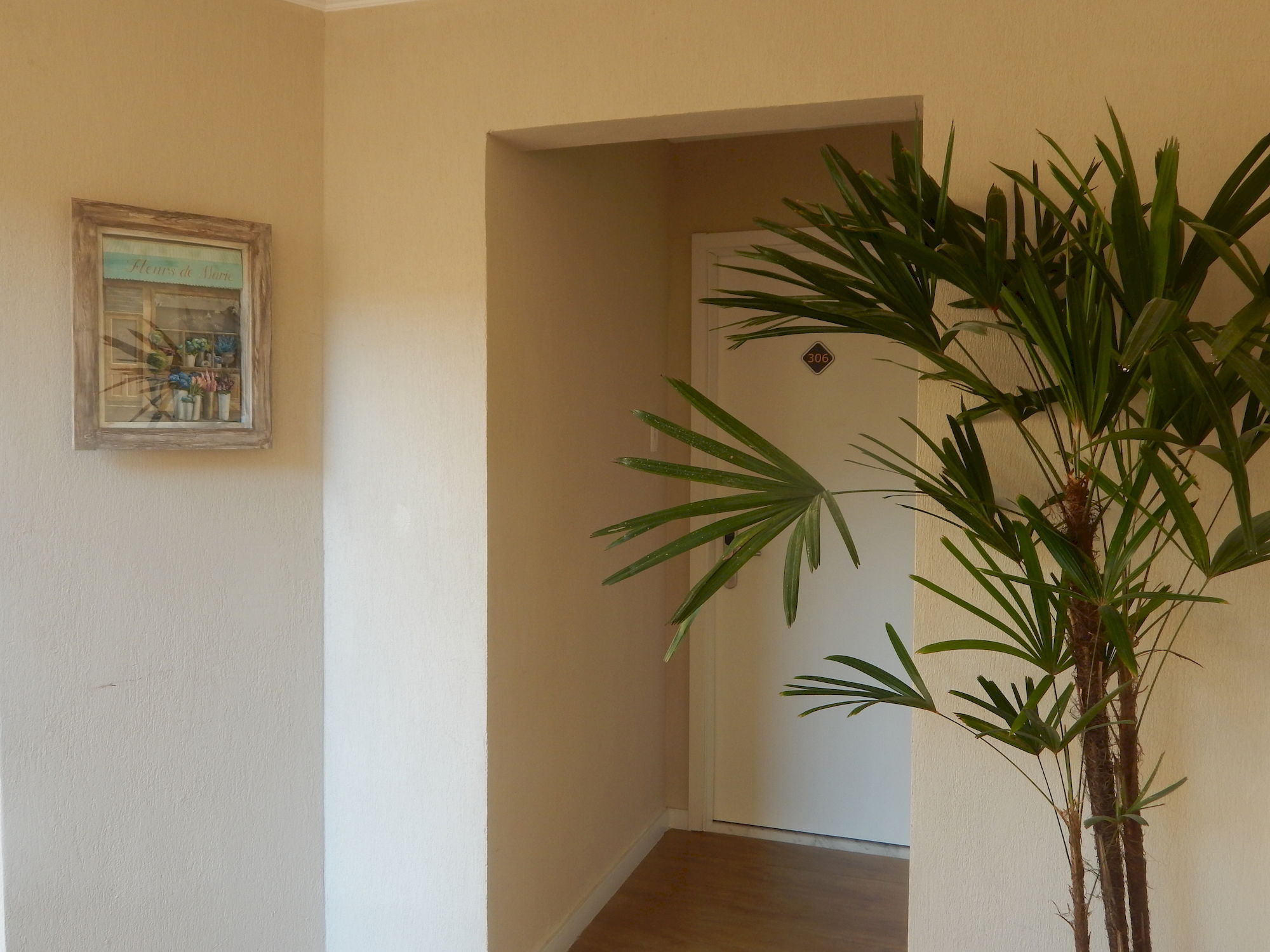 Фото Life Hotel Infinity