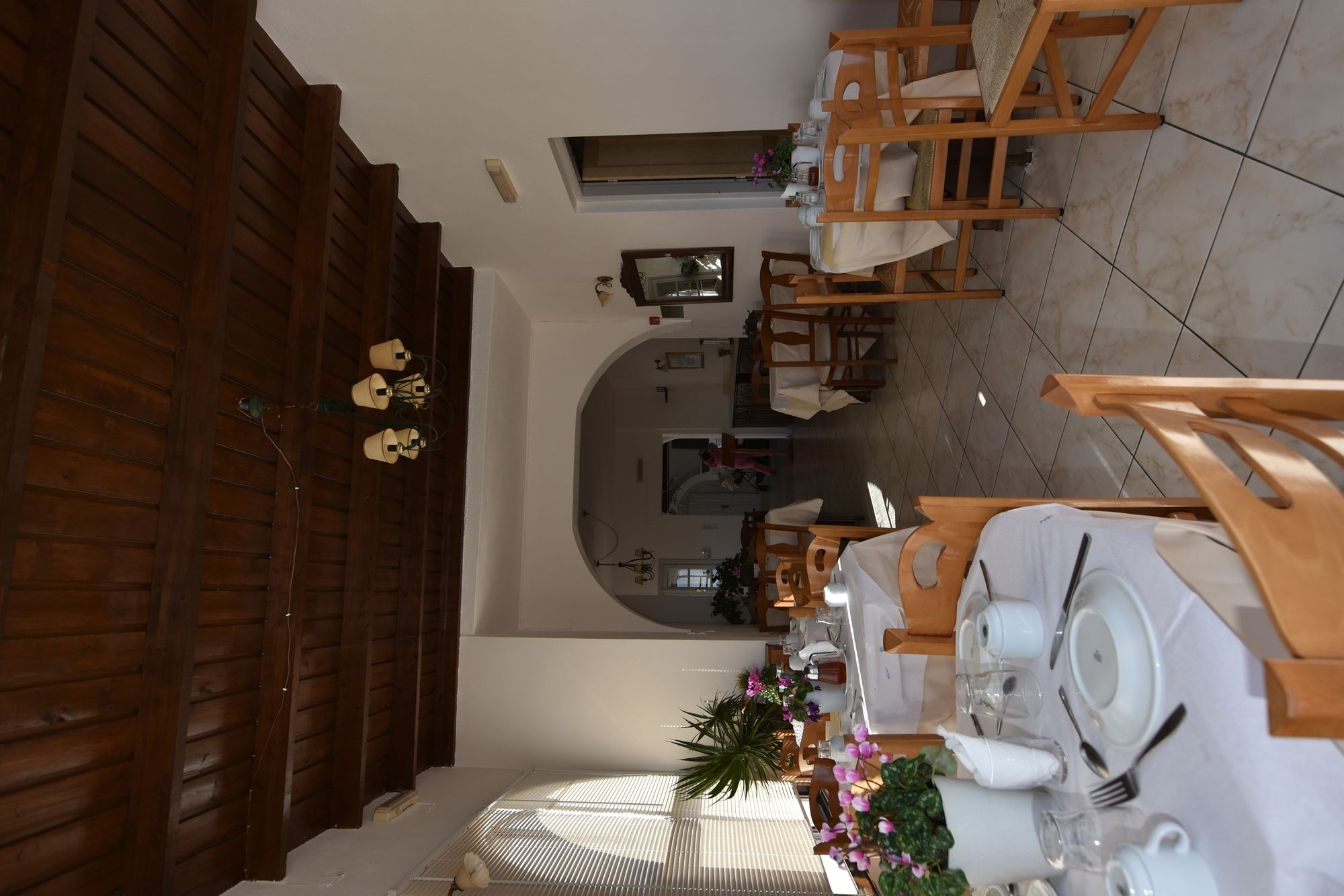 Фото Rodakas Hotel