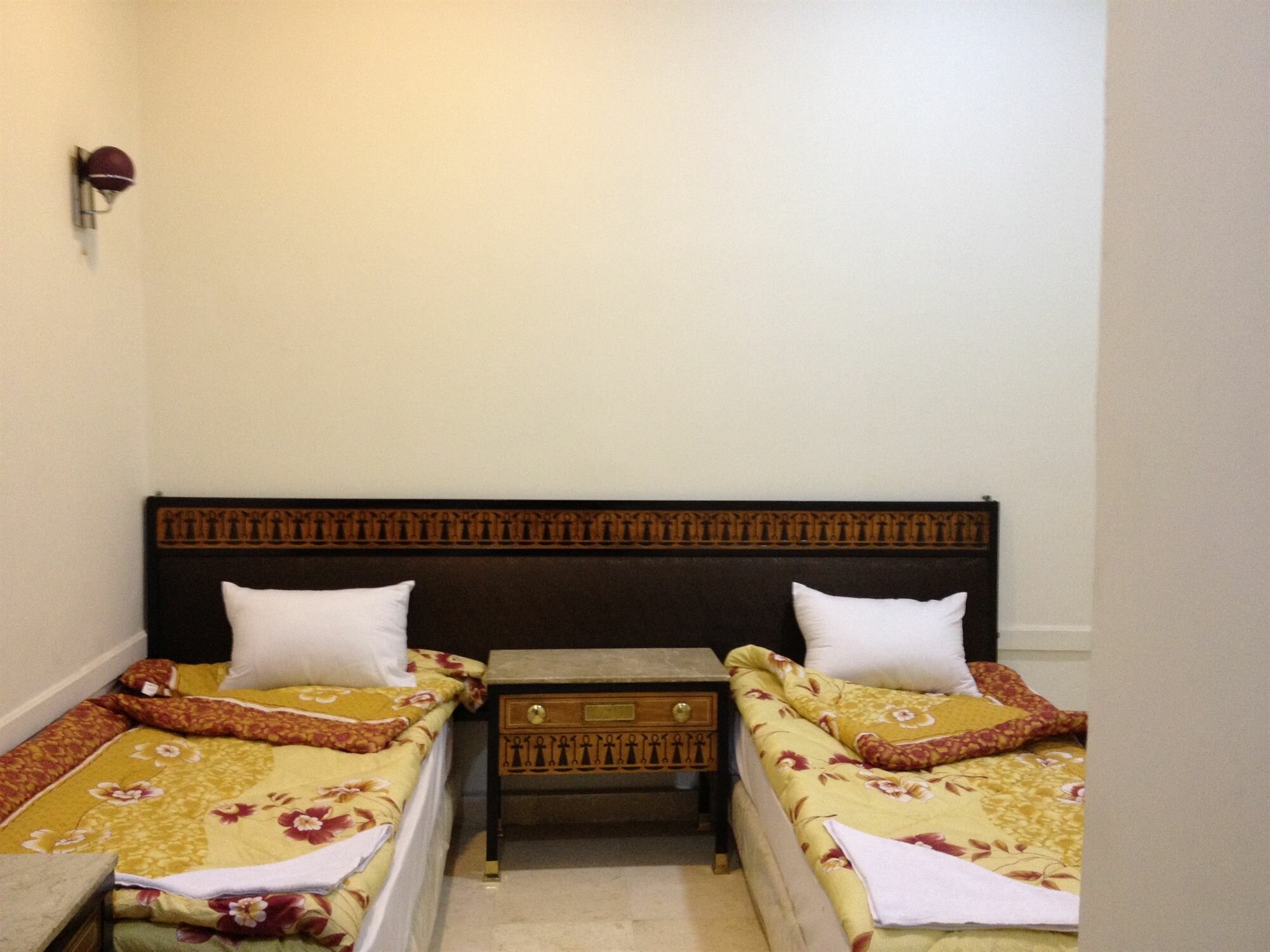 Фото One Season Hostel