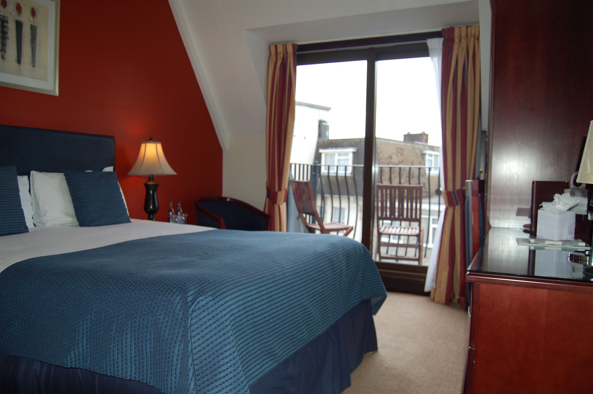 Фото Best Western Plus The Connaught Hotel & SPA