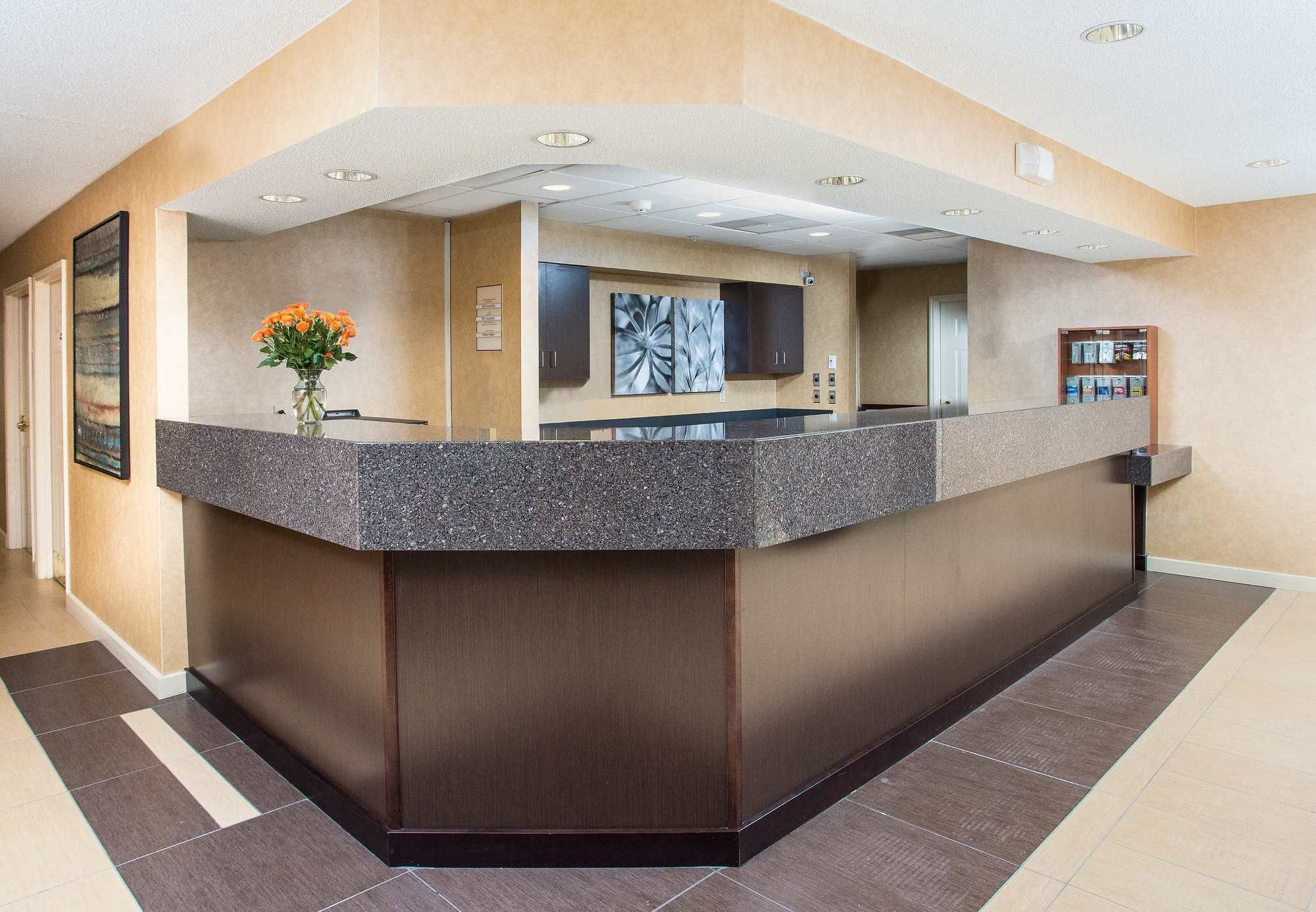 Фото Residence Inn by Marriott Topeka