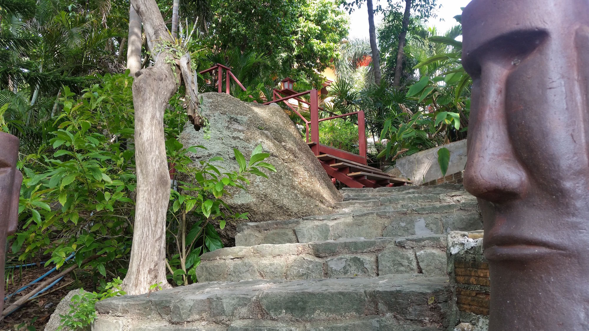 Фото Sea Breeze Resort