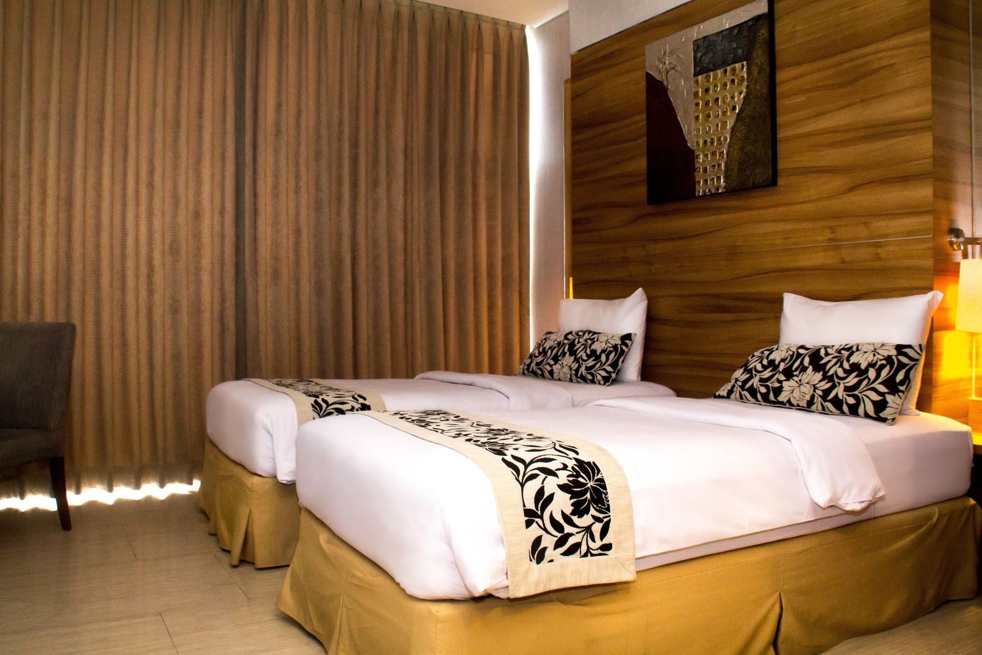 Фото Verona Palace Hotel Bandung