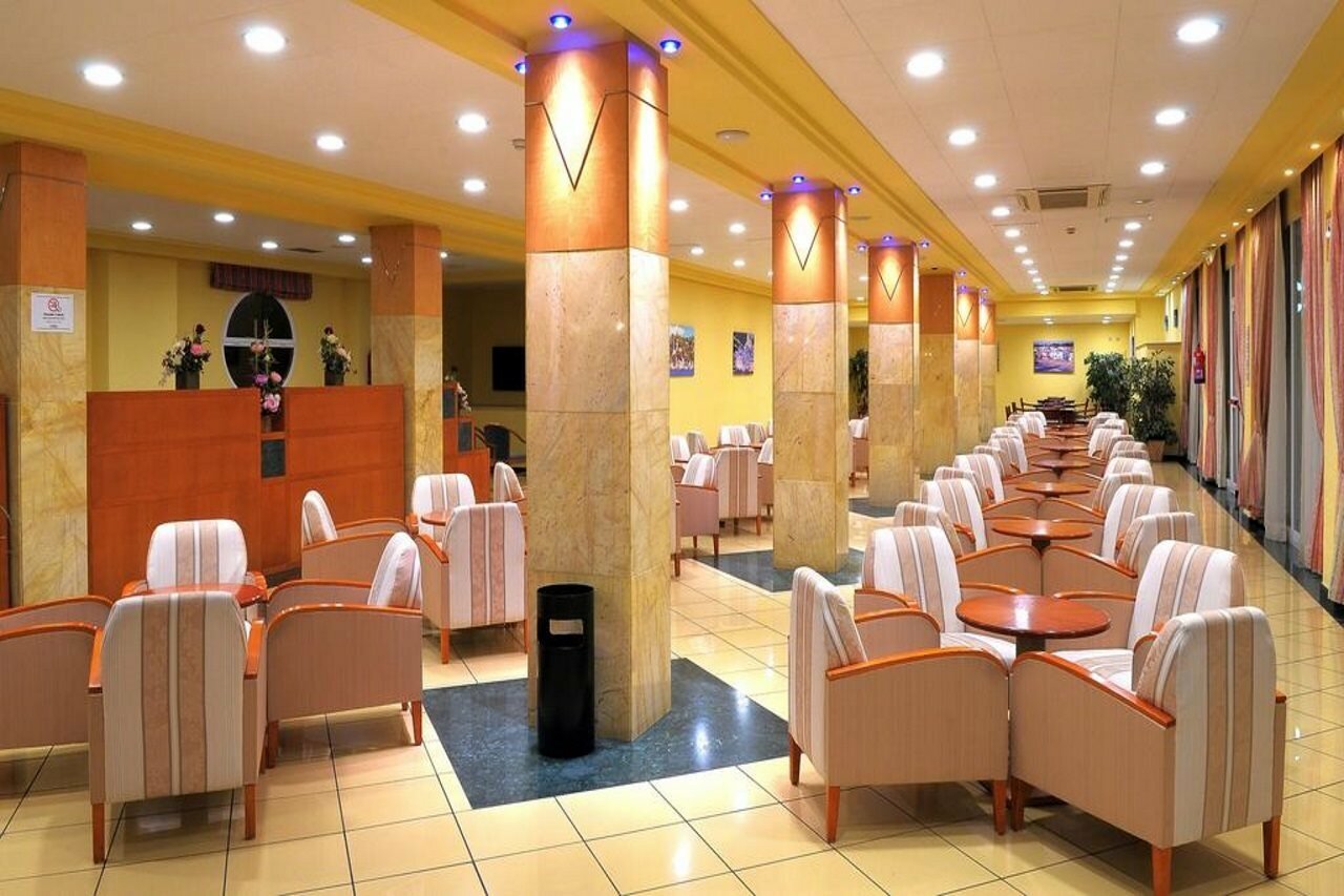 Фото Hotel Helios Lloret de Mar