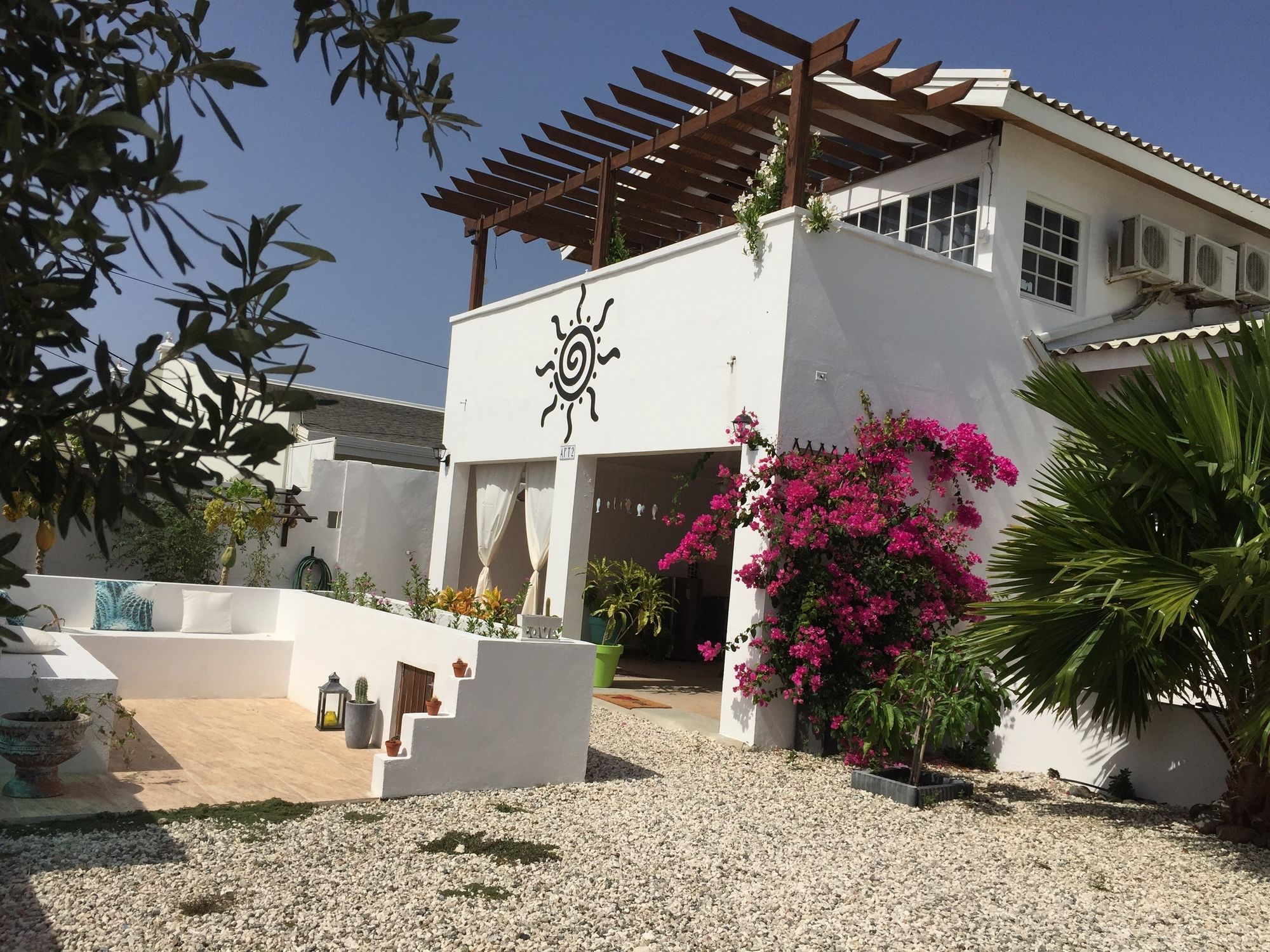 Фото Arubas Bakval Suites