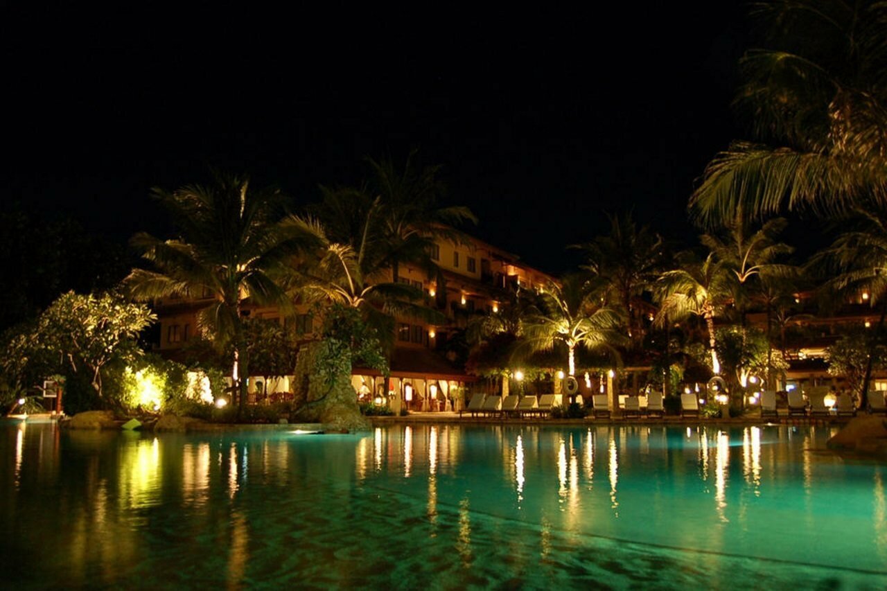 Фото Hotel Nikko Bali Benoa Beach