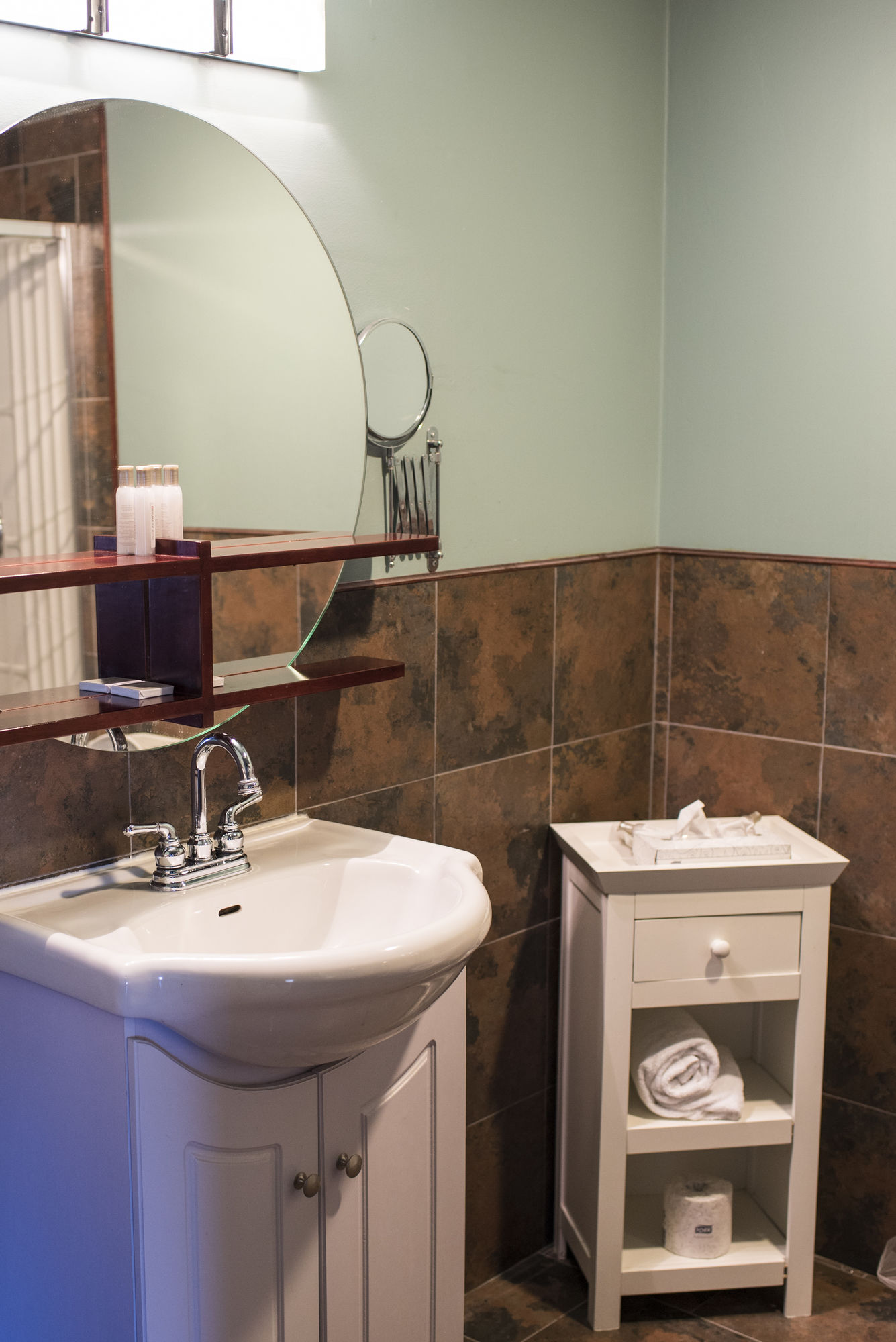 Фото Strata Hotel