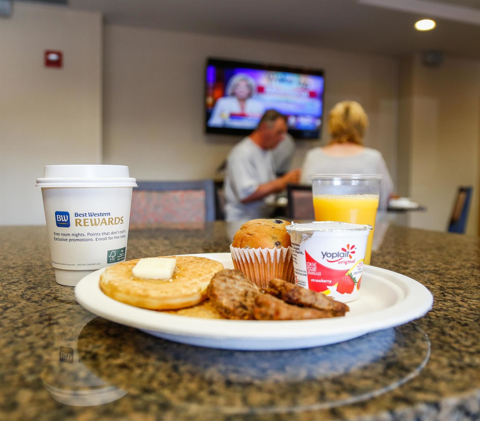 Фото Best Western Rocky Mountain Lodge