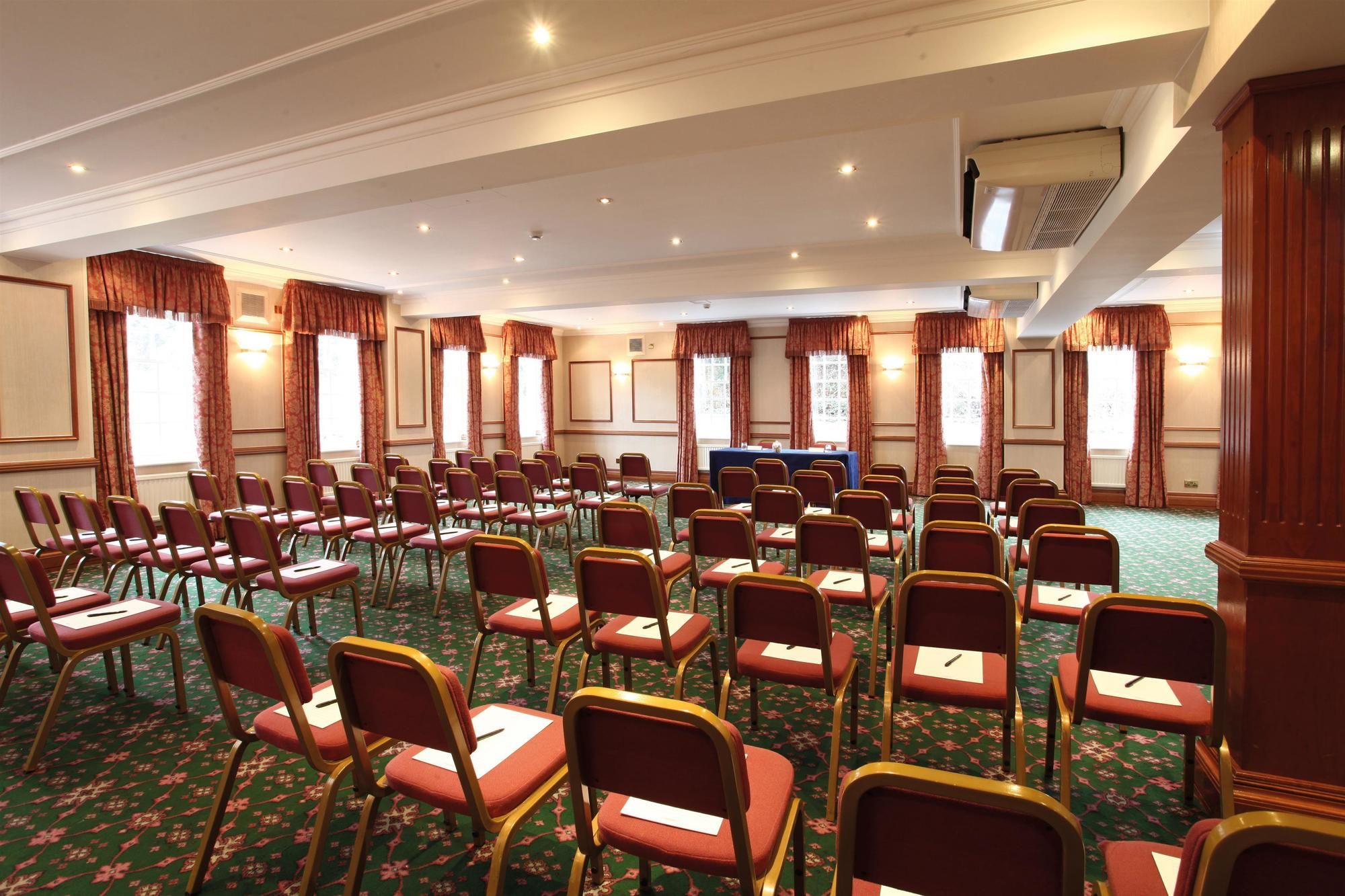 Фото Best Western Plus Birmingham Nec Meriden Manor Hotel