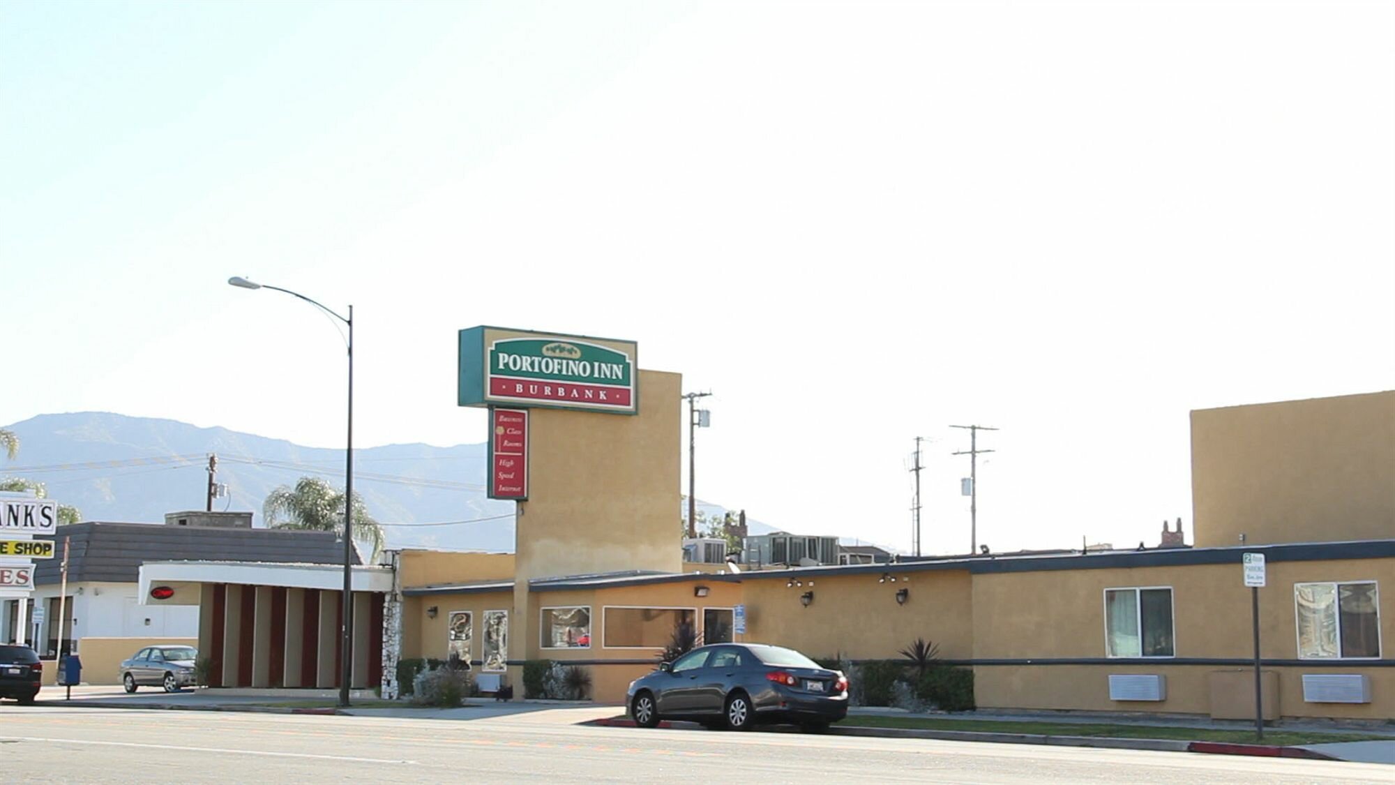 Фото Portofino Inn Burbank