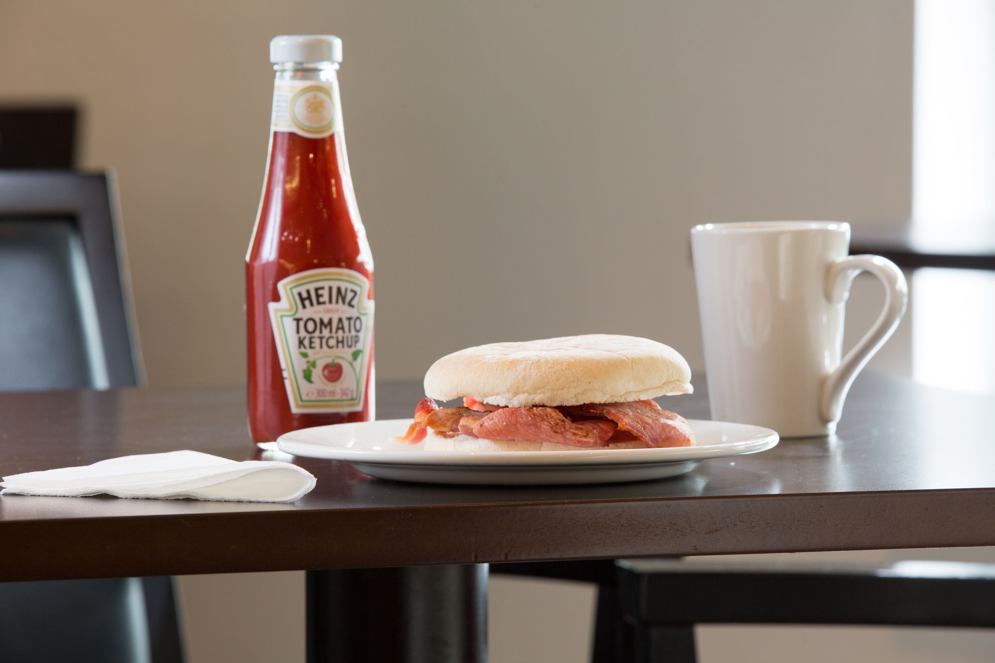 Фото Holiday Inn Express Bristol - Filton, an Ihg Hotel