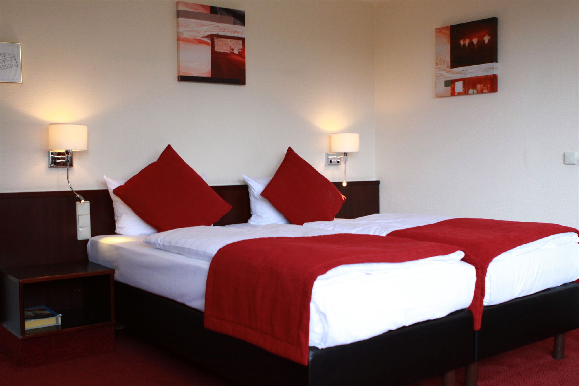 Фото Leonardo Hotel Hamburg Elbbruecken