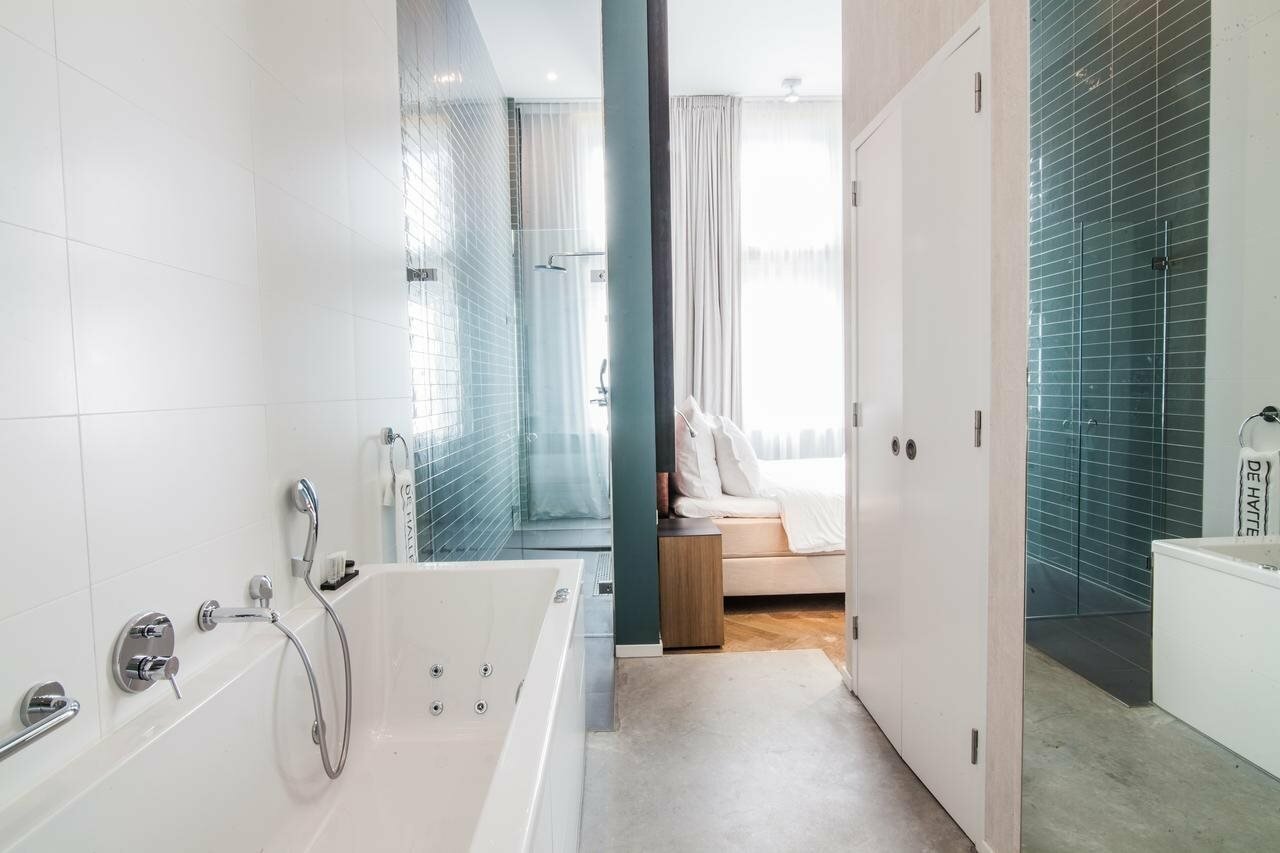 Фото Hotel De Hallen