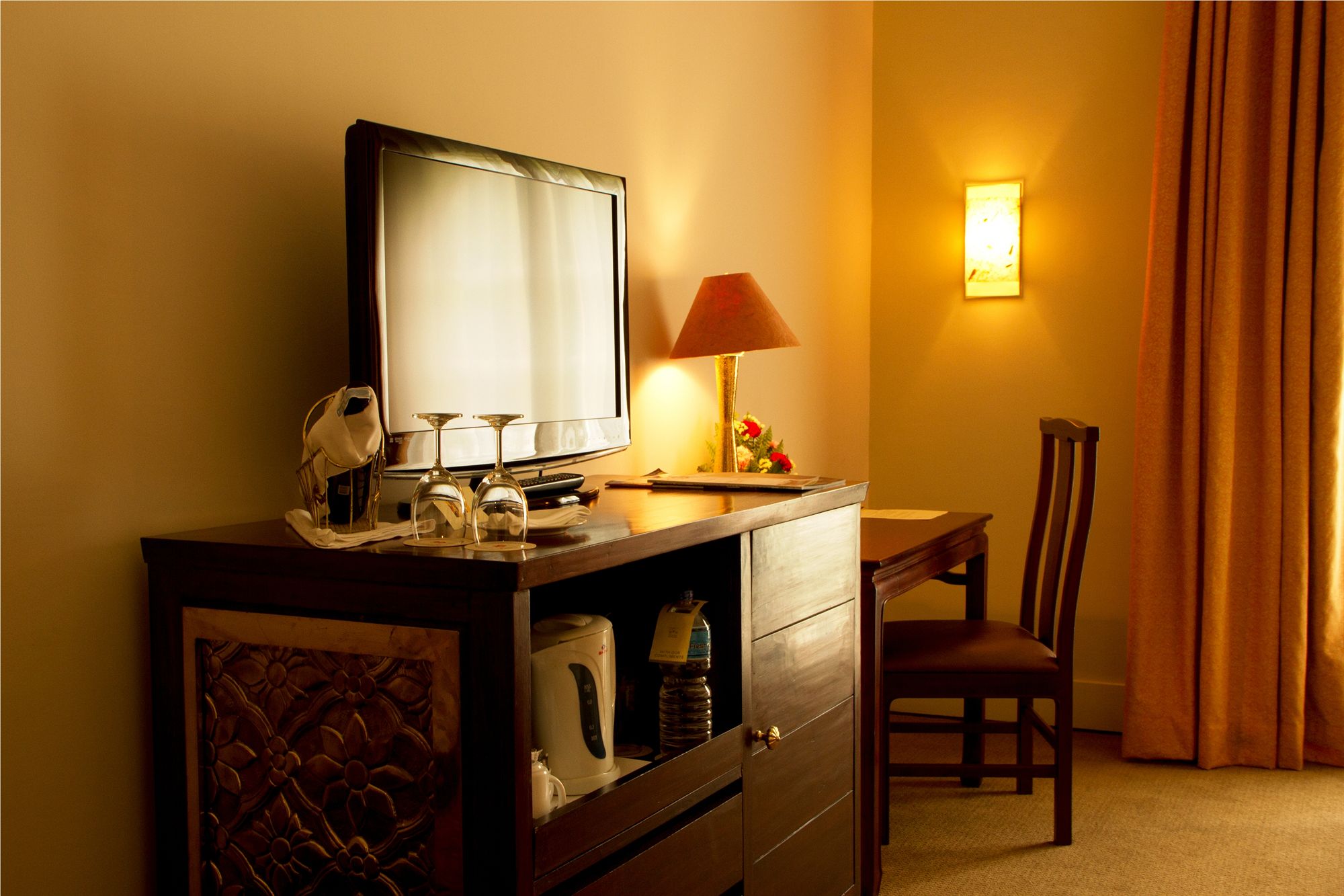 Фото Hotel Yak & Yeti