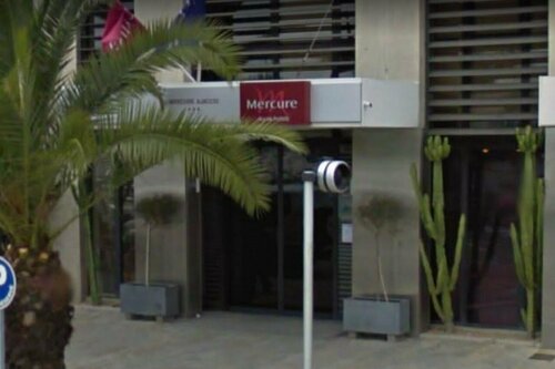 Гостиница Hôtel Mercure Ajaccio в Аяччо