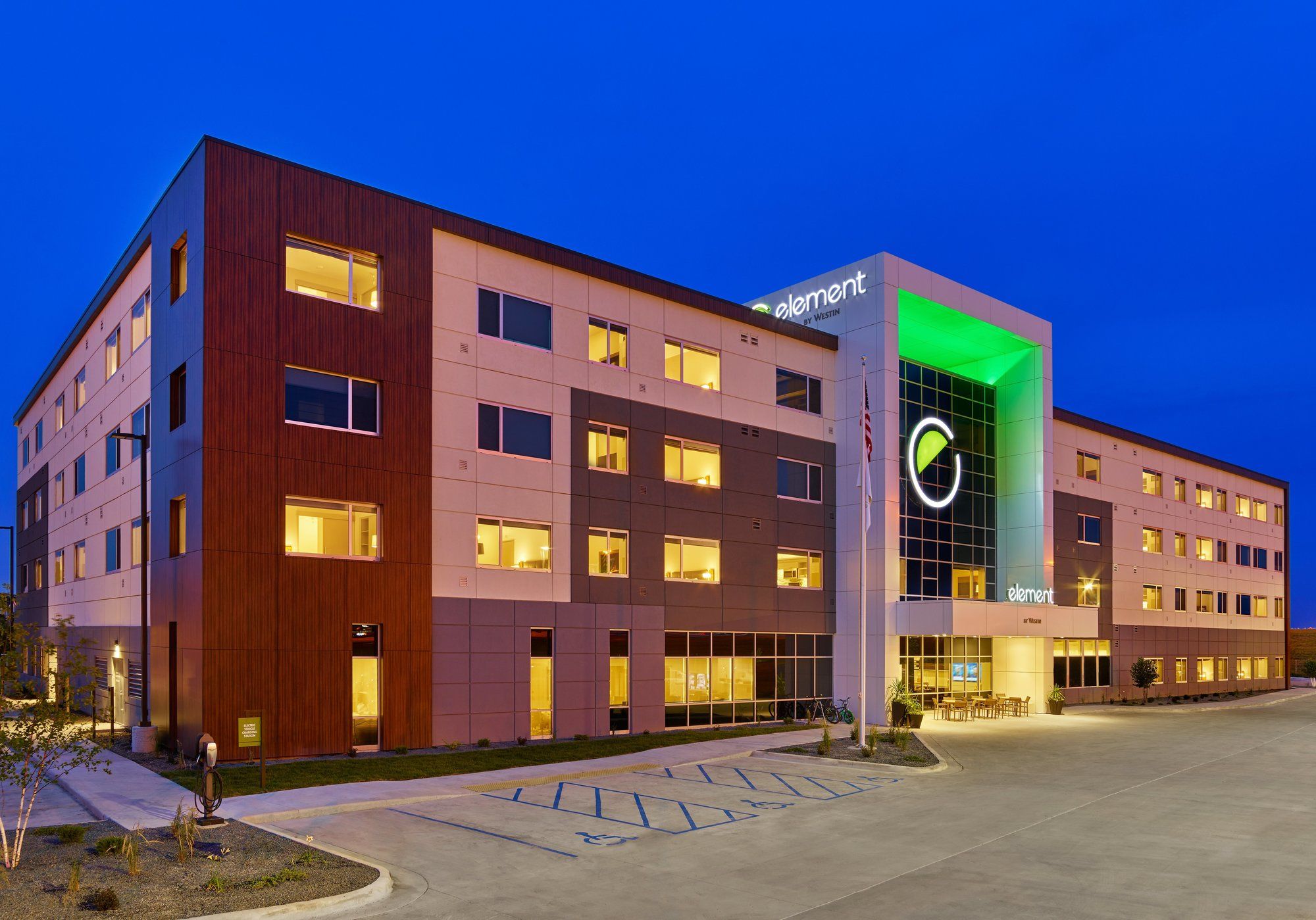 Фото Element Fargo