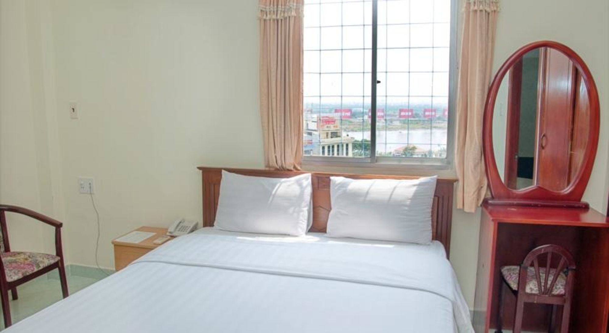 Фото Tn Central Hotel