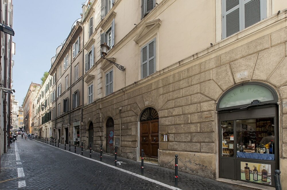 Фото Daphne Luxury Suites