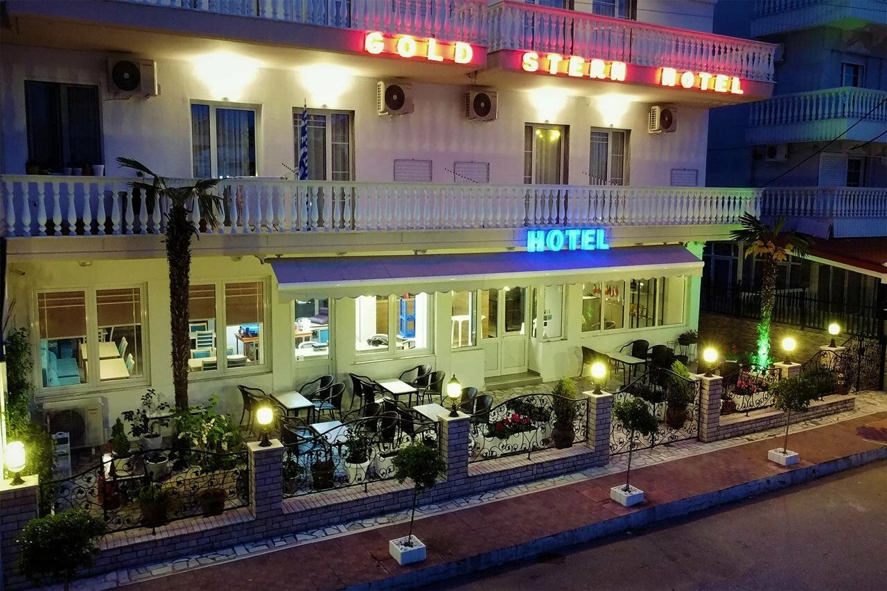 Фото отеля 1