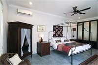 Фото Brown Feather Hotel