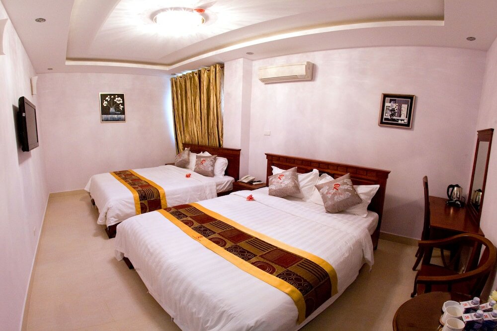 Фото Romeliess Hotel