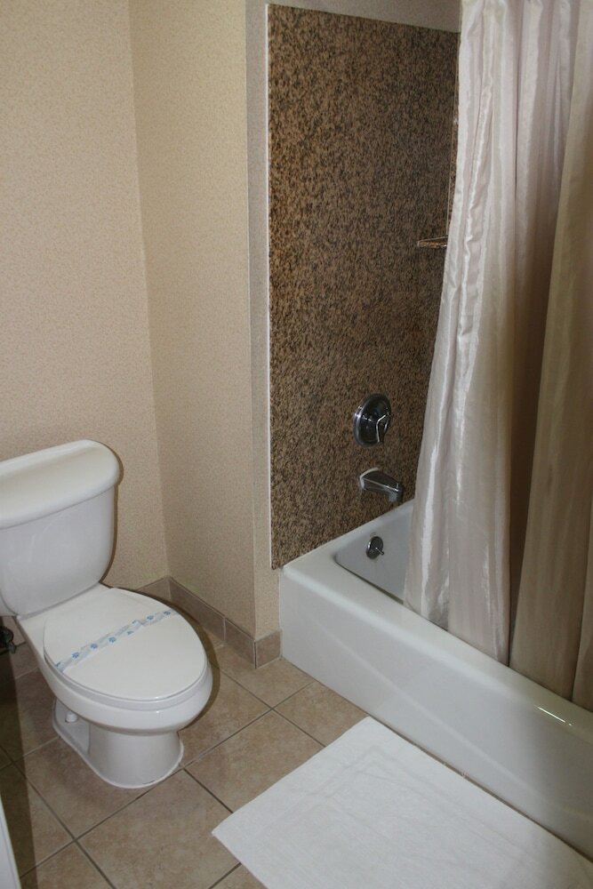 Фото Crystal Inn Suites & Spas