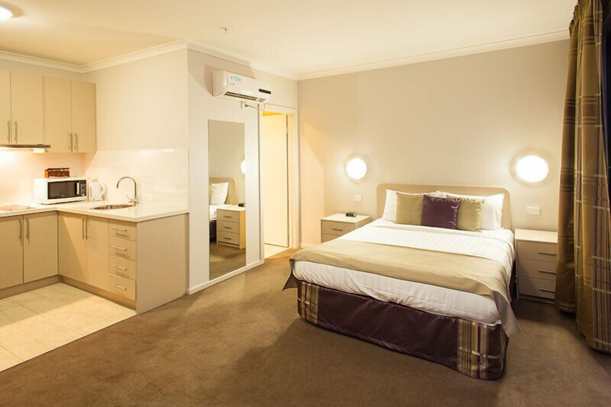 Фото Carlton Lygon Lodge