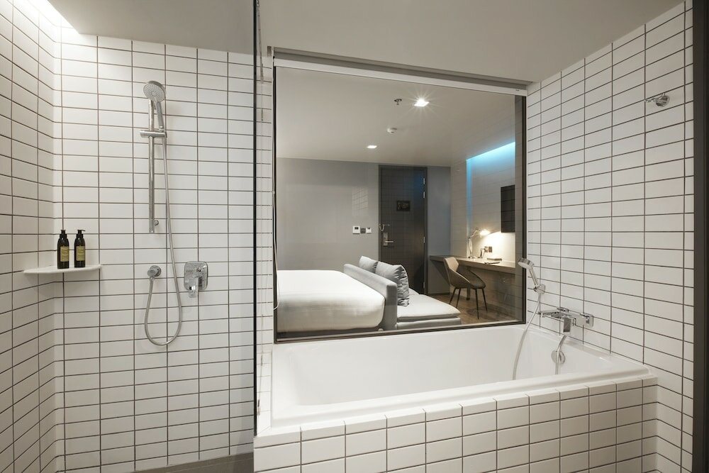 Фото The Quarter Silom by Uhg